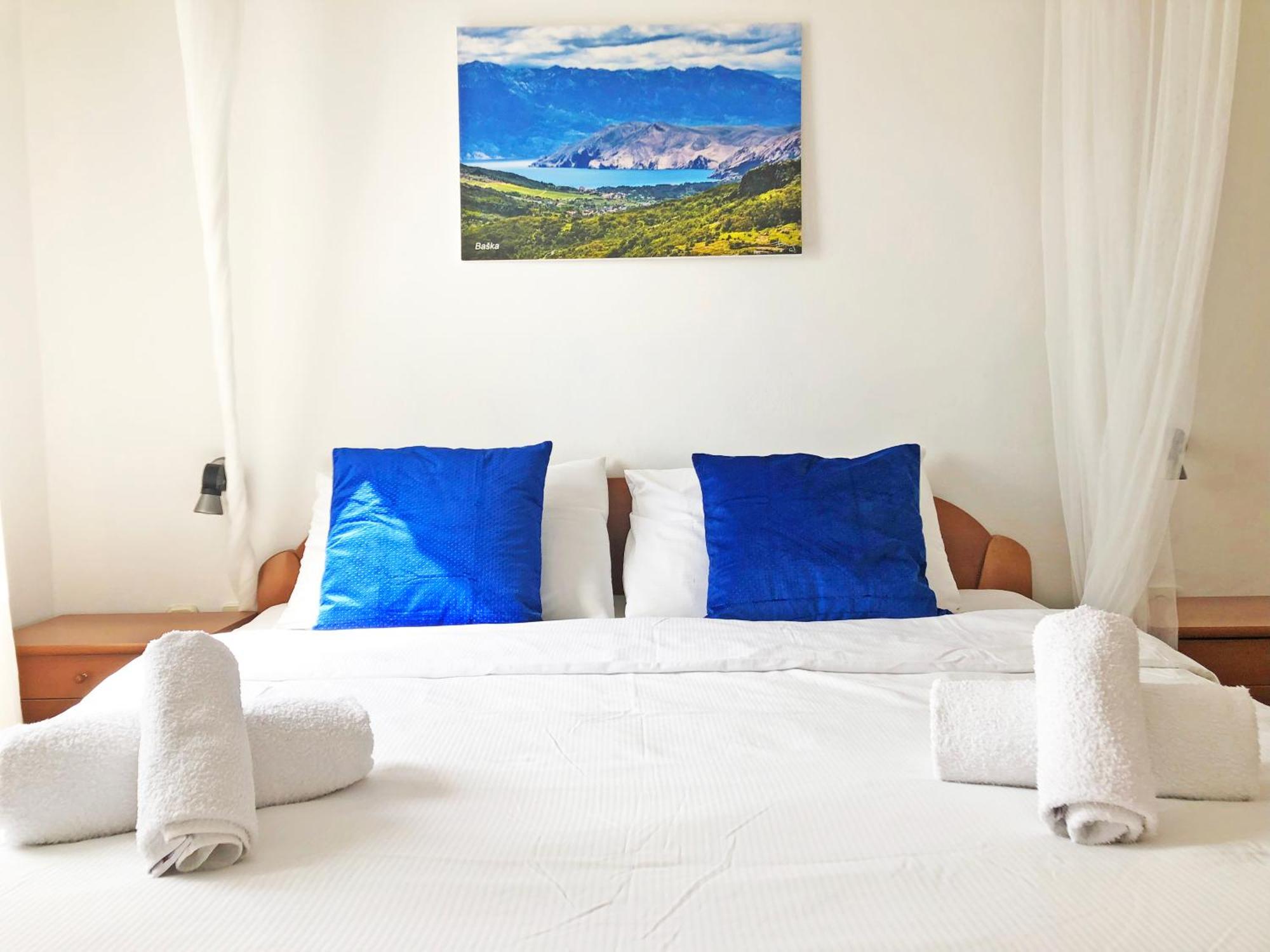 Apartments Monika Bed&Breakfast 145